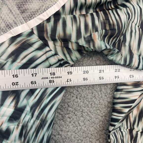 Nike Tech Hyperfuse Windrunner Women’s Medium 100% Nylon Jacket Animal‎ Print - Picture 7 of 12